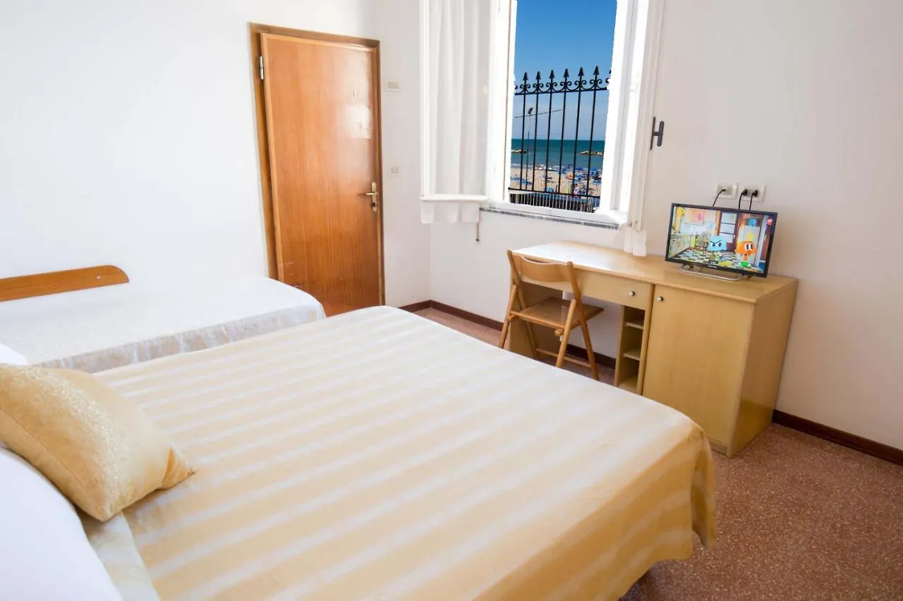 Hotel Villa Sole Resort Bellaria-Igea Marina 3*,