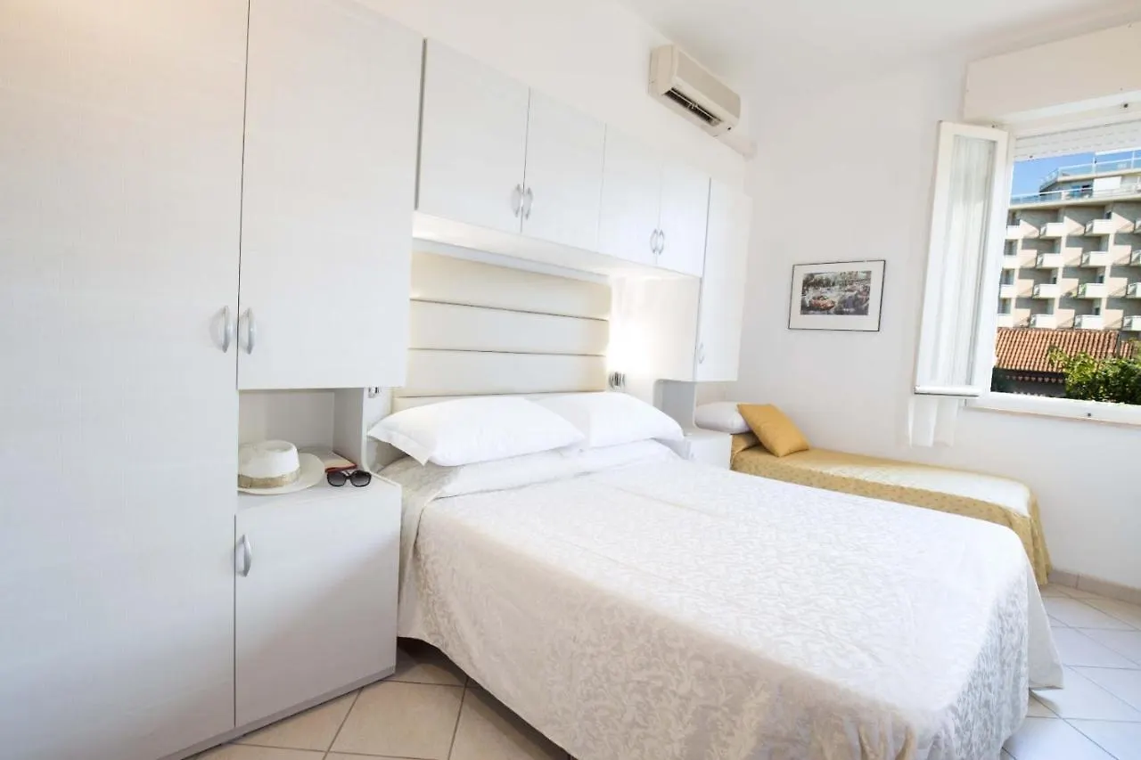 Hotel Villa Sole Resort Bellaria-Igea Marina 3*,